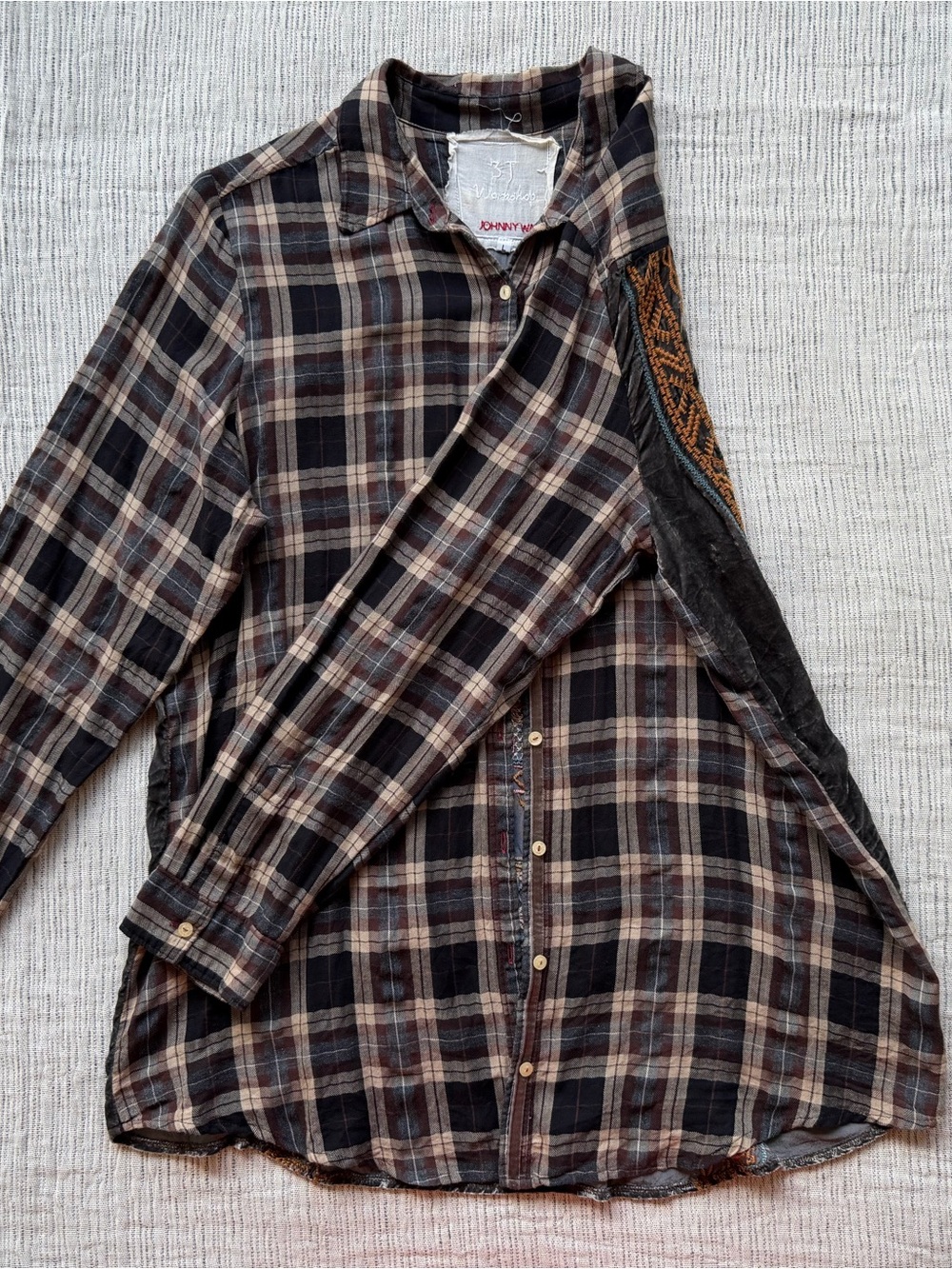 Johnny Was Workshop Plaid Embroidered Back Button Up Blouse Large - Picture 4 of 6